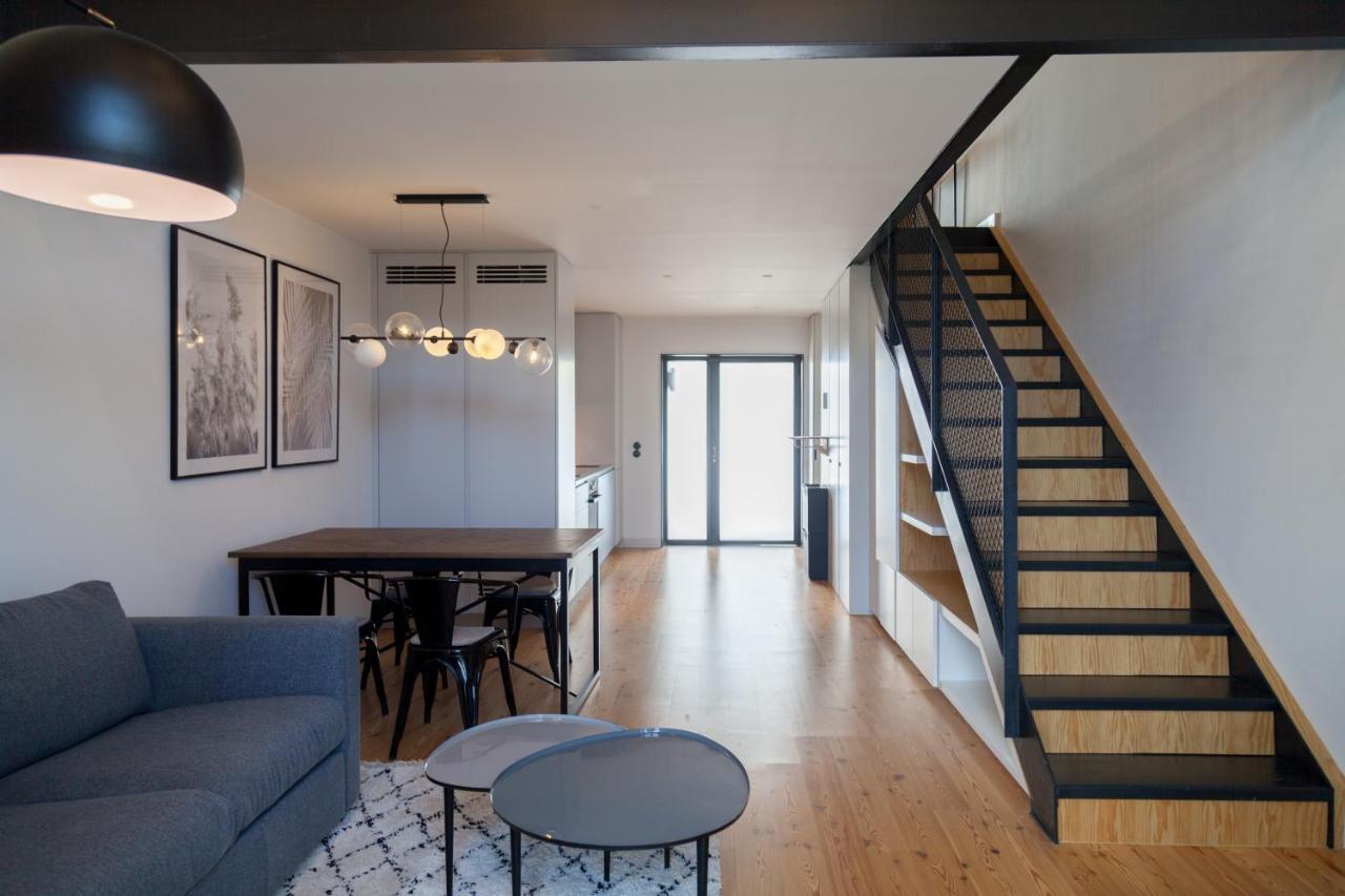 Flh Intendente Modern Mezzanine With Balcony Lissabon